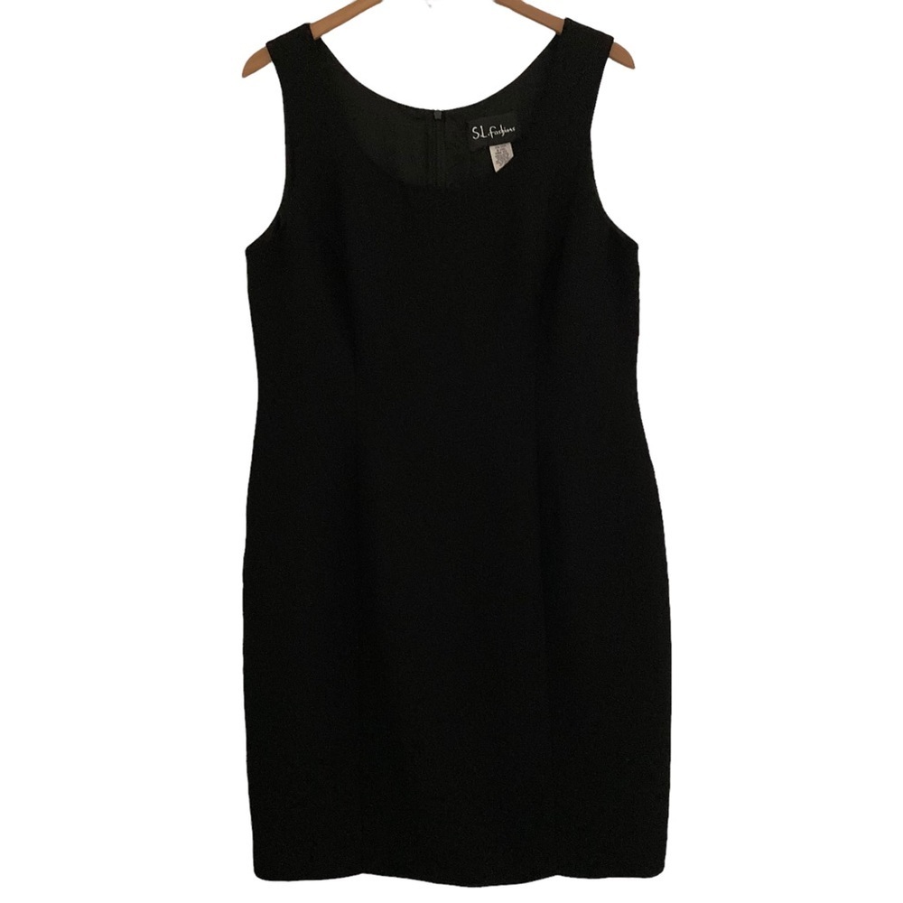 SL Fashions Sleeveless Black Dress 16